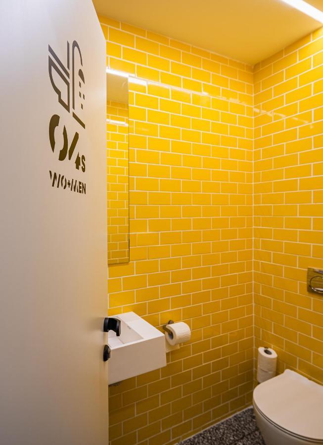 Wom Beach Pod Hotel - A Member Of Brown Hotels Tel Aviv Dış mekan fotoğraf